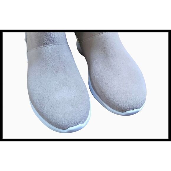 Cole Haan Grand.OS Waterproof Suede Hiking Boots Faux Fur Shearling Dove Gray 6 - Picture 3 of 13